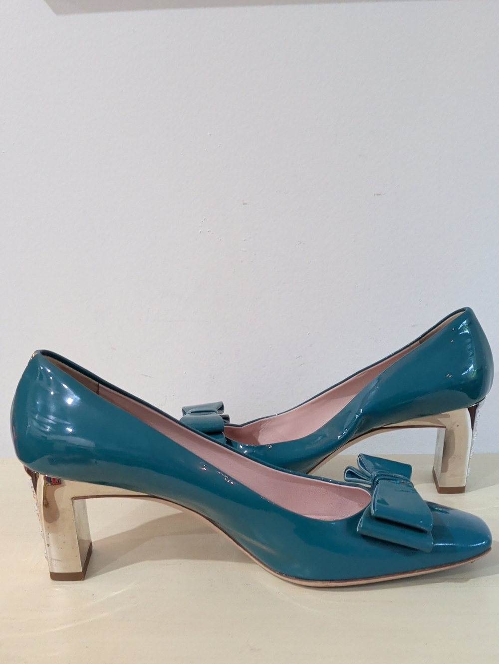 Miu Miu Teal Patent Leather Heels With Bows Size 36.5 - Picture 4 of 13